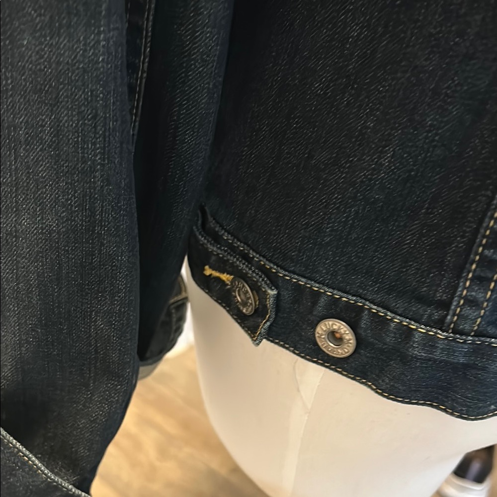 Lucky Brand Blue Jean Jacket Classic Denim Style - Picture 8 of 13